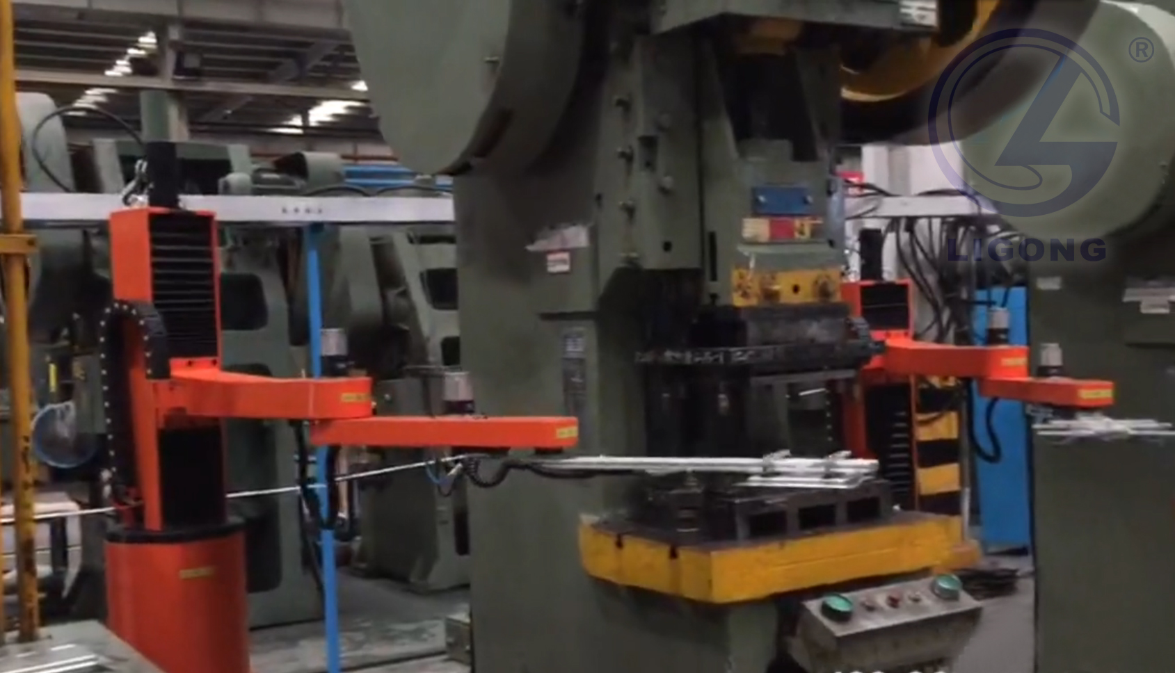 沖壓工業(yè)機(jī)器人