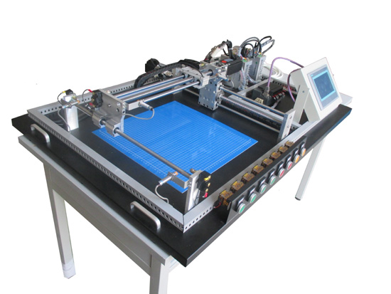 兩軸伺服運動控制實訓(xùn)系統(tǒng)